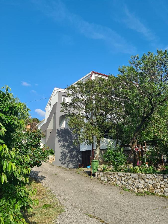 Apartments And Rooms Sanja ซีบินีย์ กริมโปตสกี ภายนอก รูปภาพ