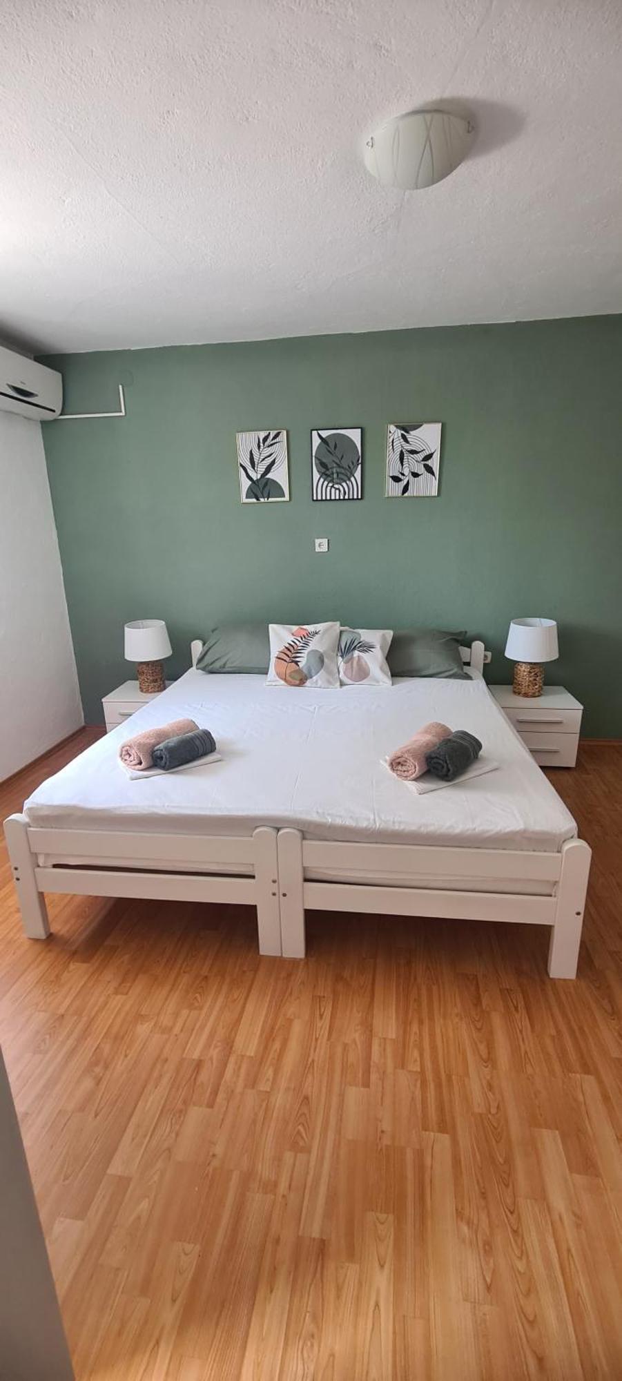 Apartments And Rooms Sanja ซีบินีย์ กริมโปตสกี ภายนอก รูปภาพ